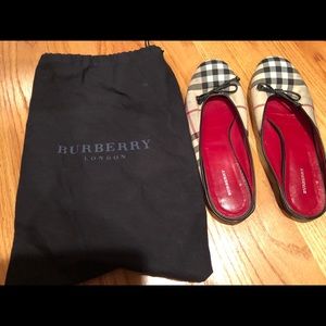 Burberry open-back ballet flat size 38.5 / 8.5